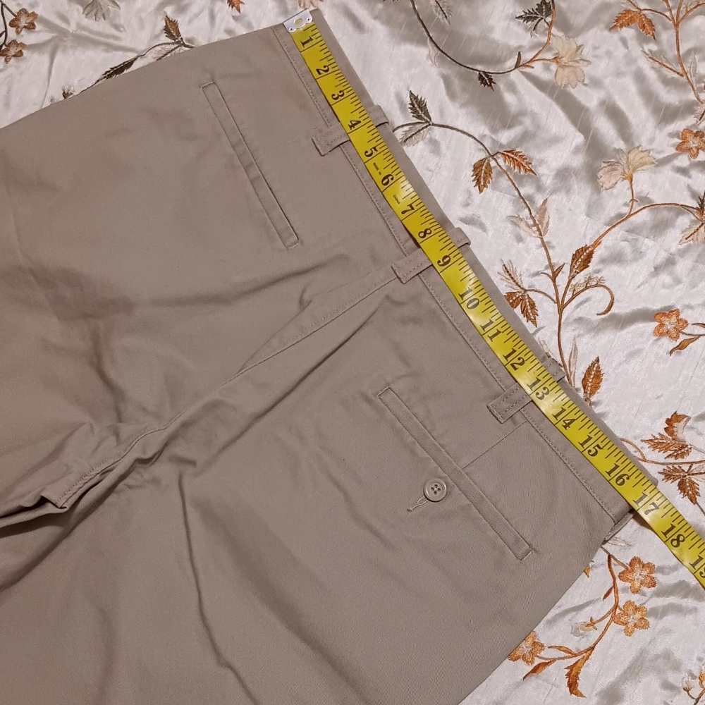 J. Crew Rivington Bundle(2) Shorts Sz33W Khaki/ Navy Blue Flat Front - Picture 13 of 14
